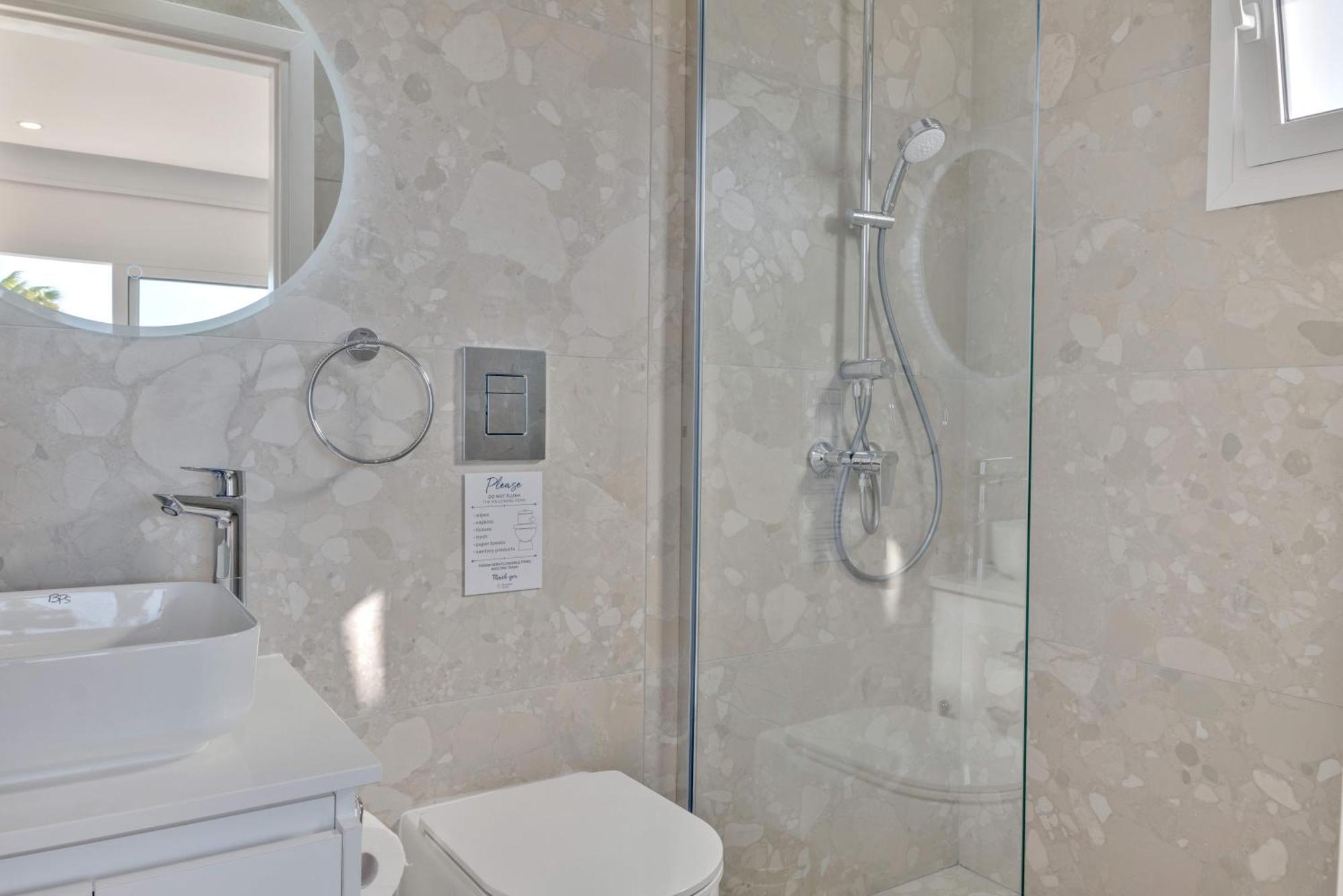 Phaedrus Living: Seaview Luxury Flat Limnaria 150 Daire Pafos Dış mekan fotoğraf