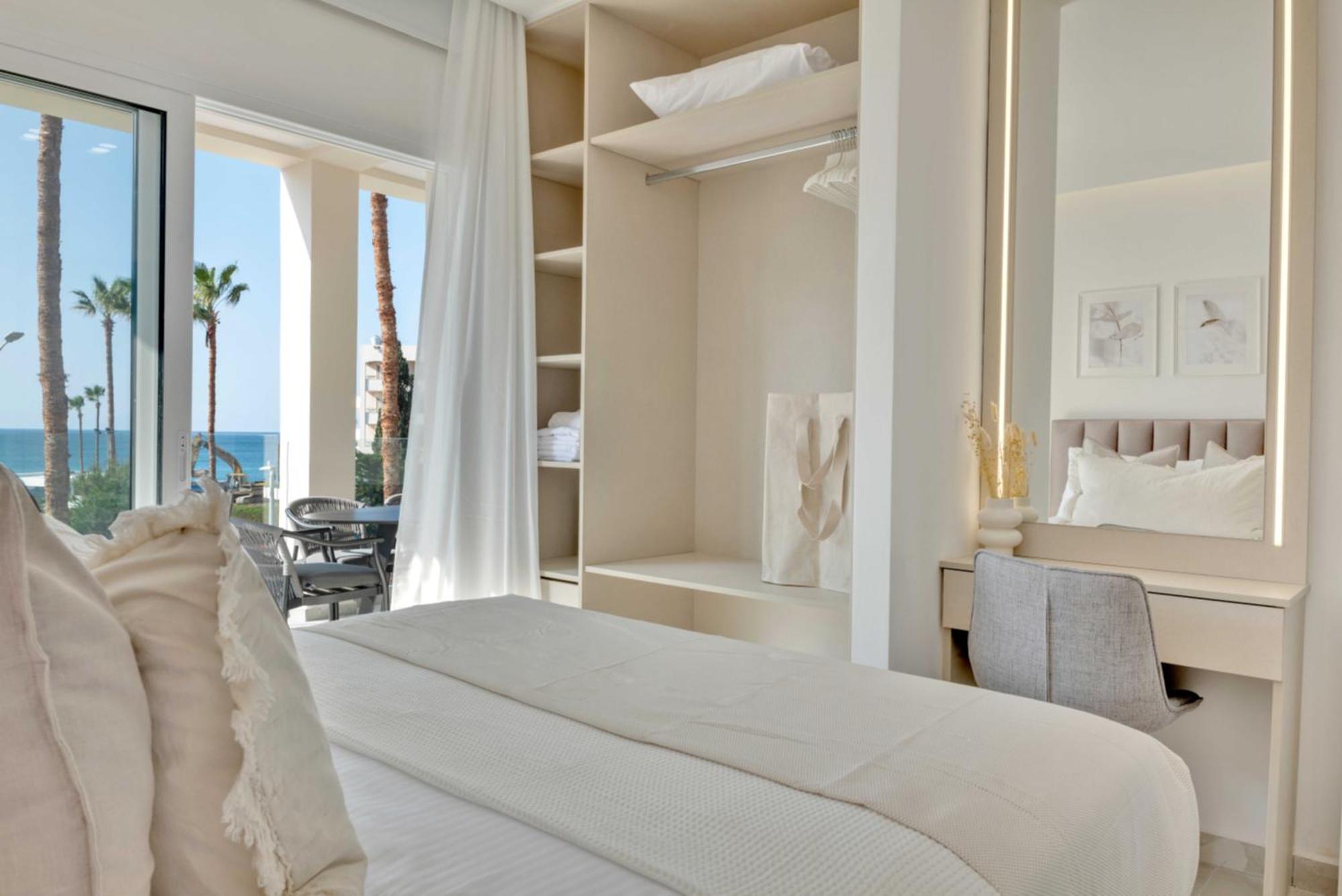 Phaedrus Living: Seaview Luxury Flat Limnaria 150 Daire Pafos Dış mekan fotoğraf