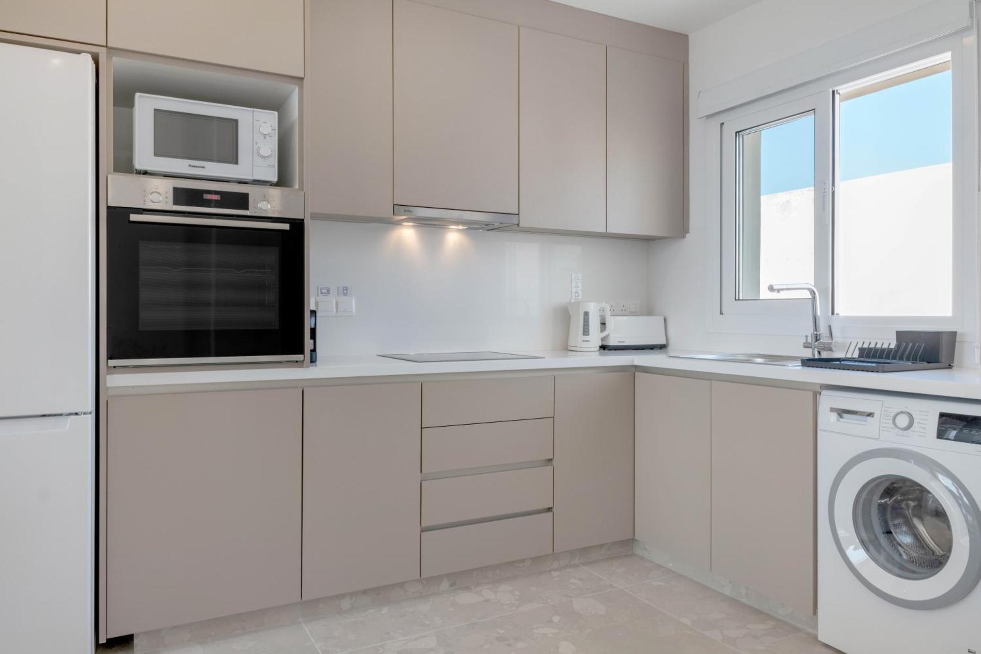 Phaedrus Living: Seaview Luxury Flat Limnaria 150 Daire Pafos Dış mekan fotoğraf
